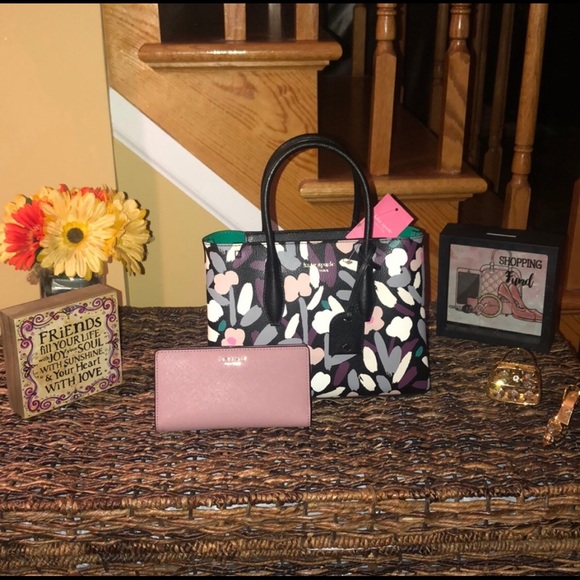 kate spade Handbags - 🌺Mothers Day SALE🌺Kate Spade 2 pc Set